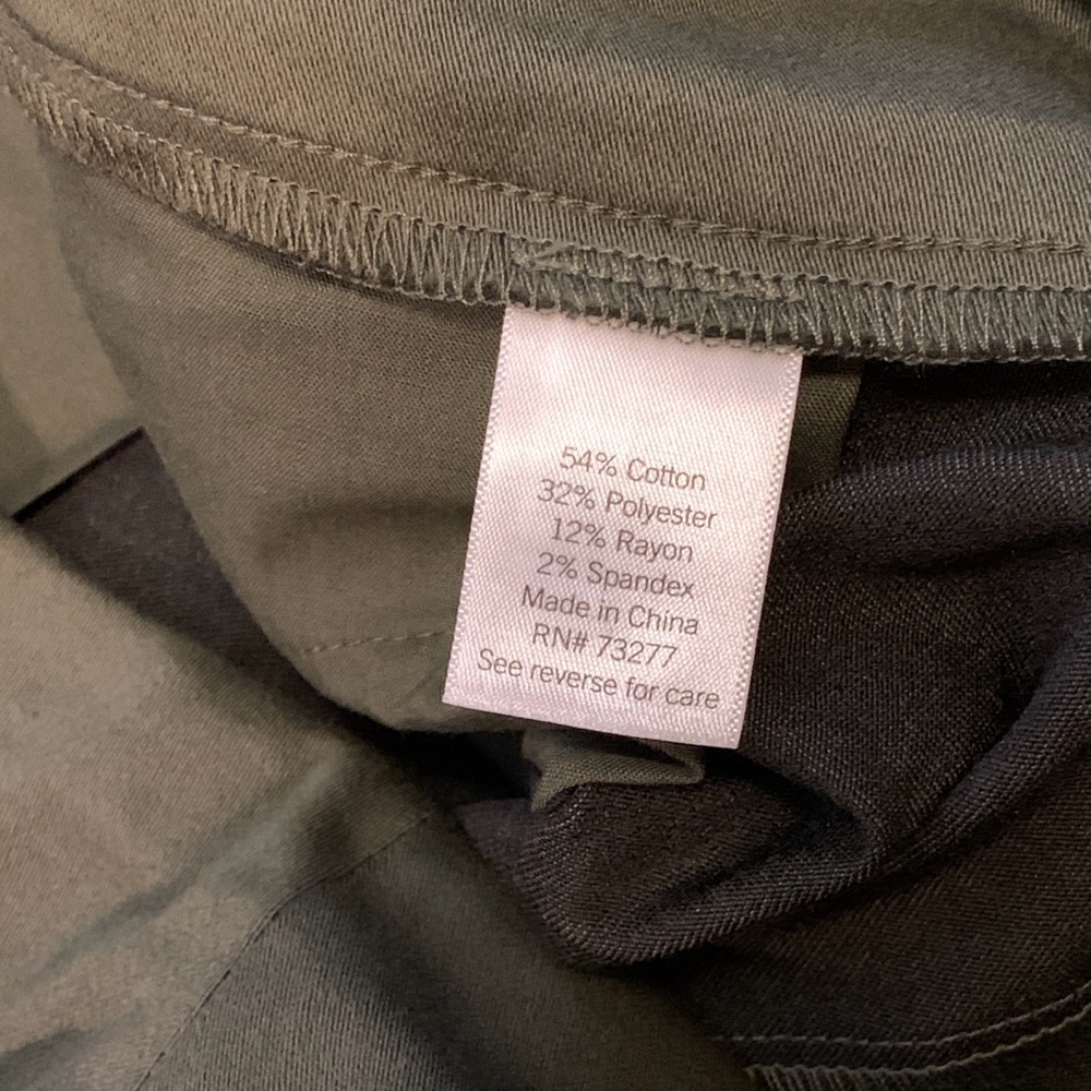 Croft & Barrow Effortless Stretch Pull-On Straight Leg Pants Olive Green NWOT - Picture 7 of 7